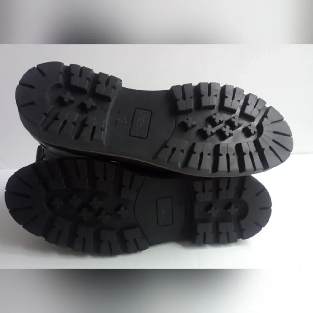Shoe The Bear brand new